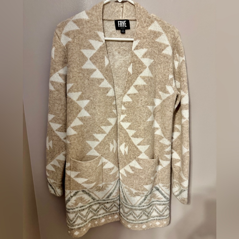 NWOT FRYE “The Cozy Cardigan” Size Small
